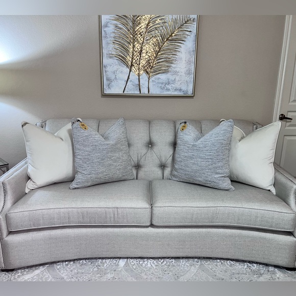 1-NWT CALLISTO HOME DECORATIVE PILLOW ( Please read description for details) - Picture 5 of 16